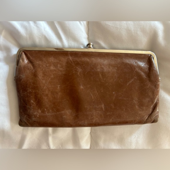 Hobo Lauren Clutch Wallet - Picture 1 of 11